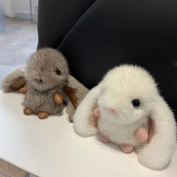 Plush bunny bag charm. - Picture 2 of 8